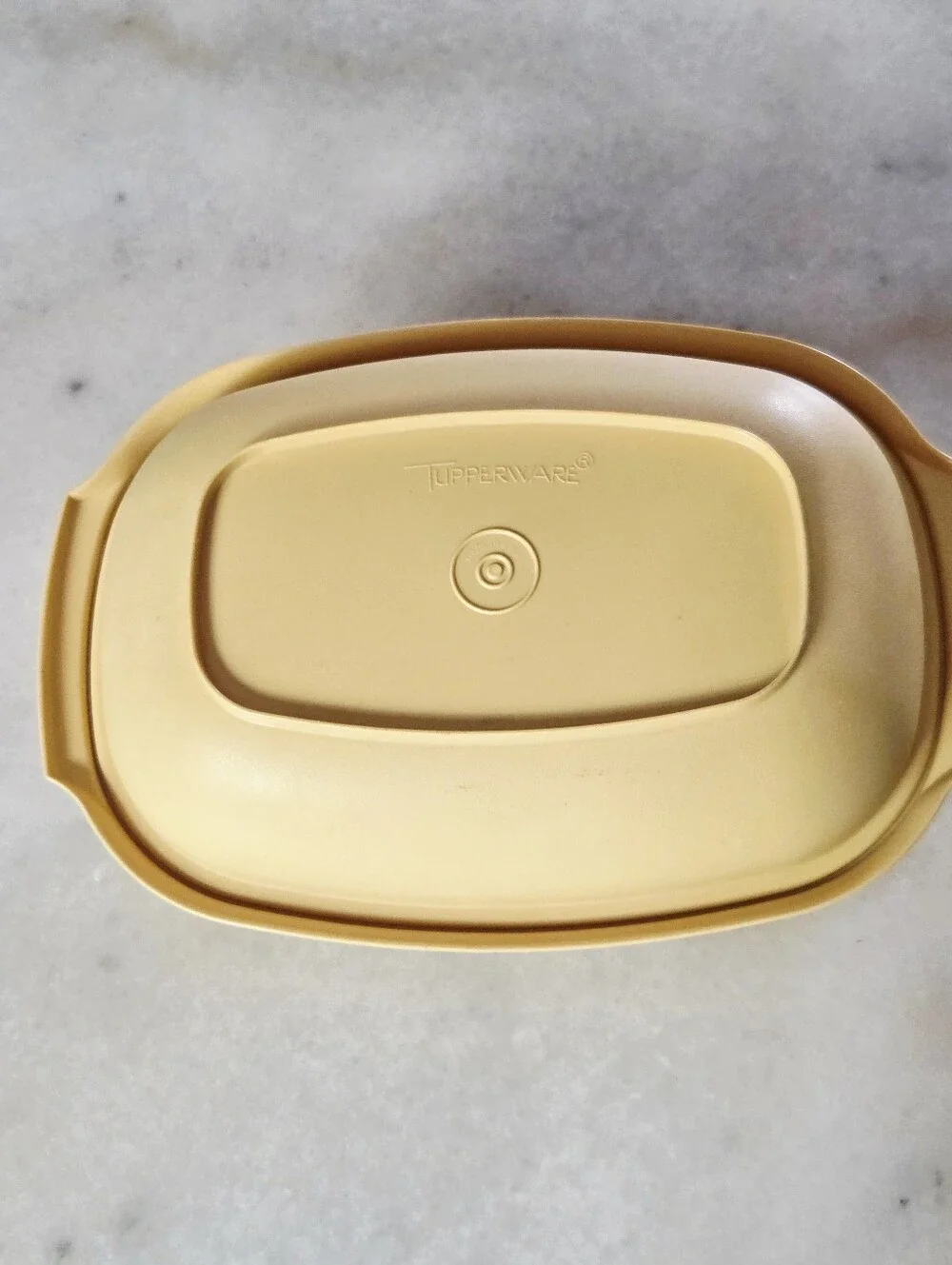 Vintage 4-Piece Tupperware Microwave Steamer Set in